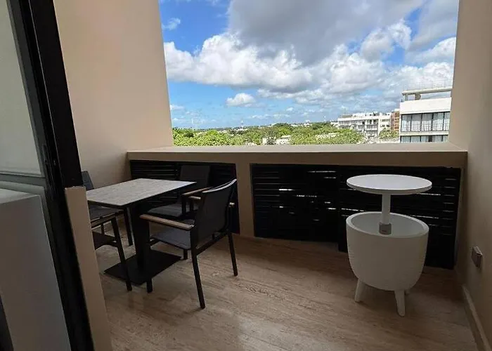 Zazil Ha W/ Rooftop Pool & Ocean View Apartment